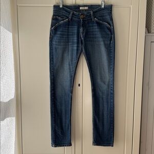 Levi’s Vintage Distressed Skinny Straight Leg Jeans Juniors Size 9